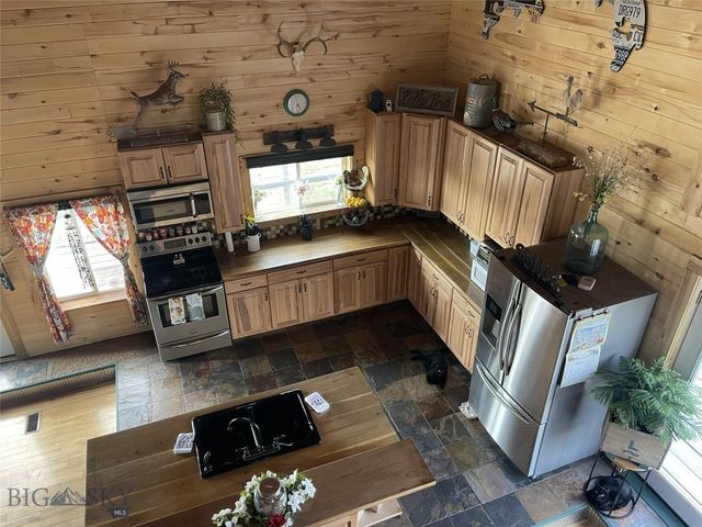 508 Goodwyn Coulee Rd, Great Falls, MT 59405