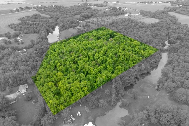 6059 28 Avenue Drive, Vinton, IA 52349