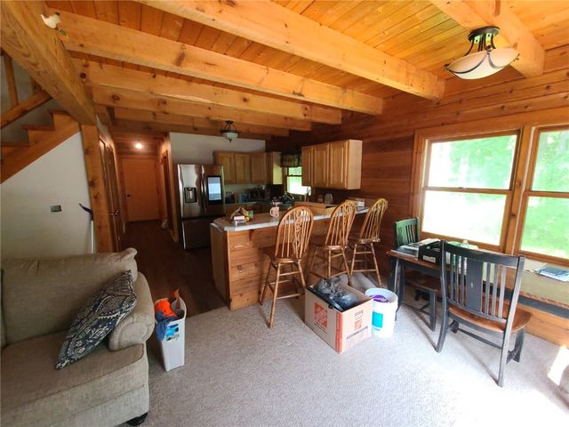 6059 28 Avenue Drive, Vinton, IA 52349