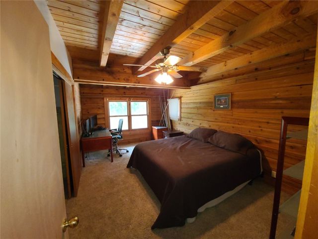 6059 28 Avenue Drive, Vinton, IA 52349