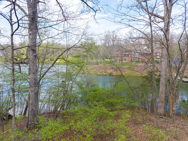 3008 SHORESIDE DR, Columbia, MO 65203