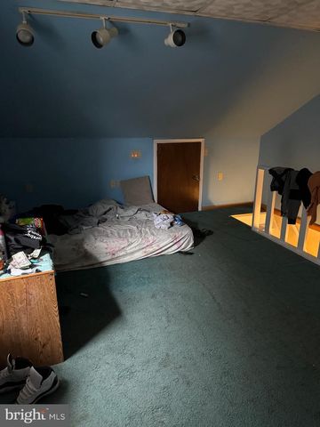 111 DIVISION ST, Trenton, NJ 08611