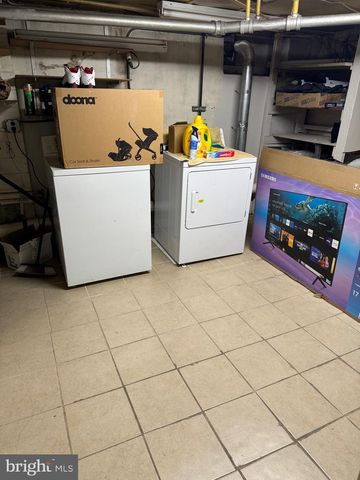 111 DIVISION ST, Trenton, NJ 08611