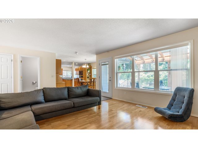 11500 Se 16TH Cir, Vancouver, WA 98664