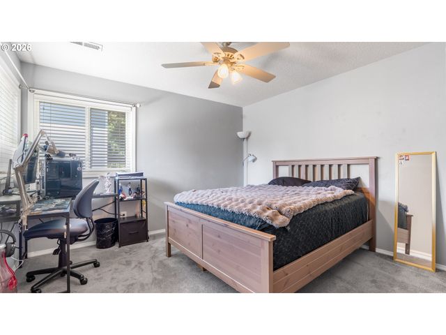 11500 Se 16TH Cir, Vancouver, WA 98664
