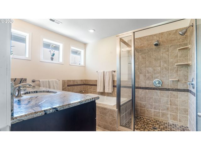 11500 Se 16TH Cir, Vancouver, WA 98664