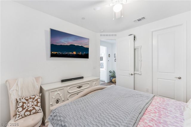 9985 Blackbark Court, Las Vegas, NV 89166