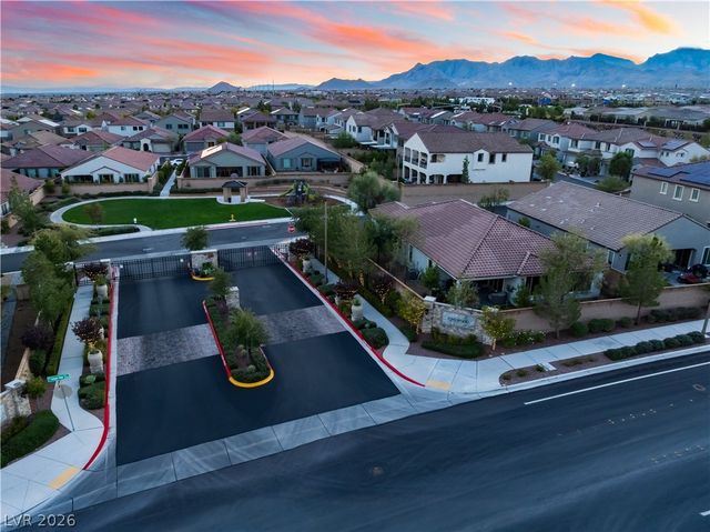 9985 Blackbark Court, Las Vegas, NV 89166