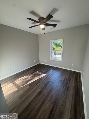 228 E Render Street, Lagrange, GA 30241