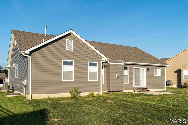 725 Galveston Court, Moscow Mills, MO 63362