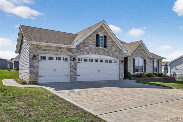 725 Galveston Court, Moscow Mills, MO 63362
