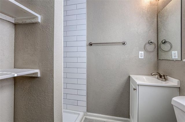 7819 E 58th Street, Kansas City, MO 64129