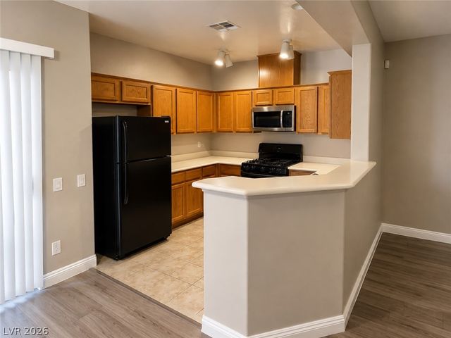 6868 SKY POINTE Drive 2006, Las Vegas, NV 89131