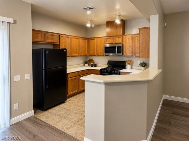 6868 SKY POINTE Drive 2006, Las Vegas, NV 89131