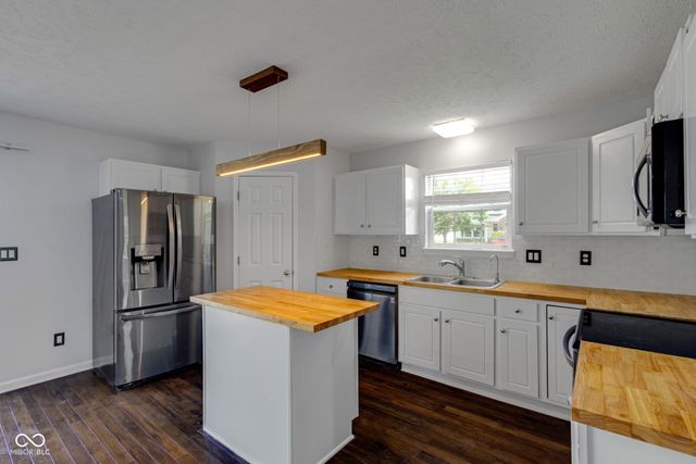 550 Jayson Circle, Westfield, IN 46074