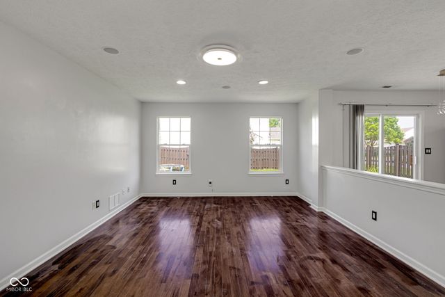 550 Jayson Circle, Westfield, IN 46074