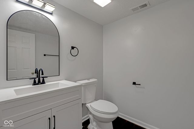 550 Jayson Circle, Westfield, IN 46074