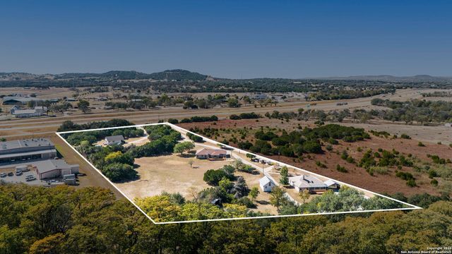 50710 Interstate 10, Comfort, TX 78013