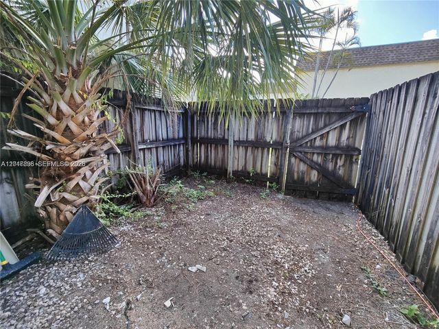 4719 NW 9th Dr 4719, Plantation, FL 33317