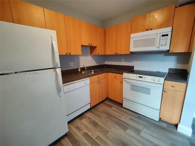 4719 NW 9th Dr 4719, Plantation, FL 33317