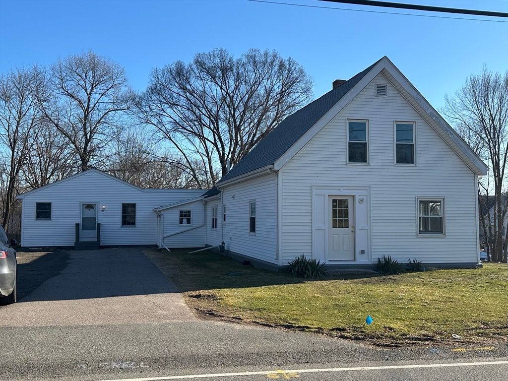 420 Crescent St A, West Bridgewater, MA 02379