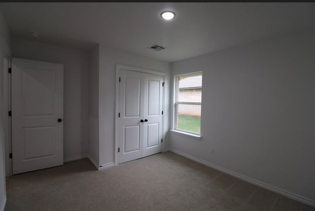 130 Mountain Laurel Way, Noble, OK 73068