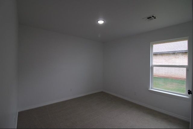 130 Mountain Laurel Way, Noble, OK 73068