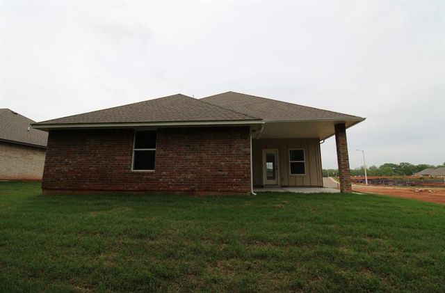 130 Mountain Laurel Way, Noble, OK 73068