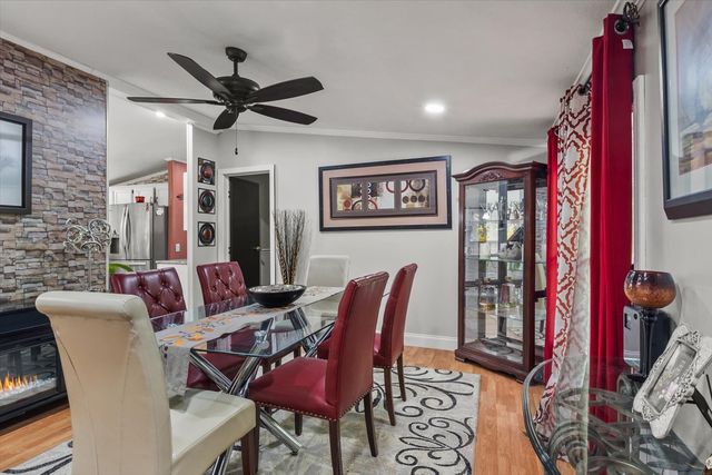 1050 Holcomb Cir, Kingston Springs, TN 37082