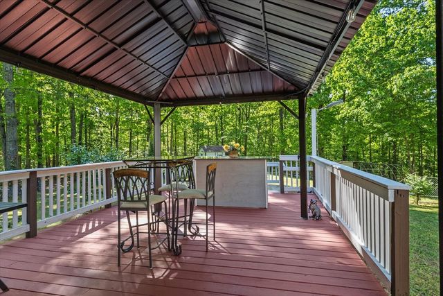 1050 Holcomb Cir, Kingston Springs, TN 37082