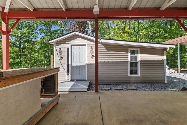 1050 Holcomb Cir, Kingston Springs, TN 37082