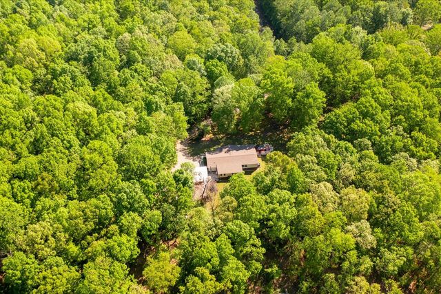 1050 Holcomb Cir, Kingston Springs, TN 37082