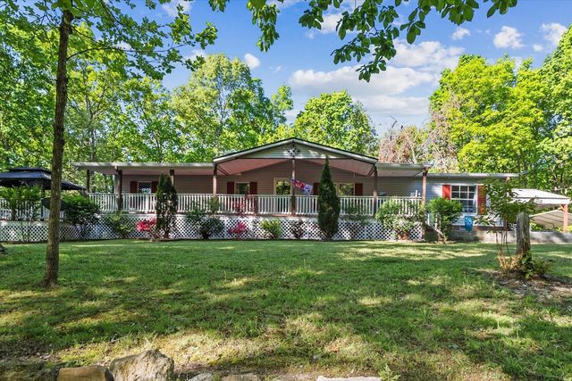 1050 Holcomb Cir, Kingston Springs, TN 37082