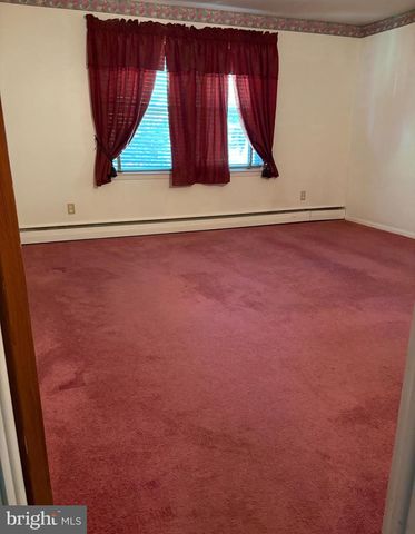 1054 RIDGE RD, Elizabethtown, PA 17022
