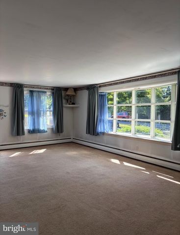 1054 RIDGE RD, Elizabethtown, PA 17022