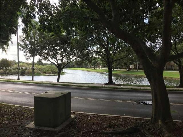2464 Centergate Drive 101, Miramar, FL 33025