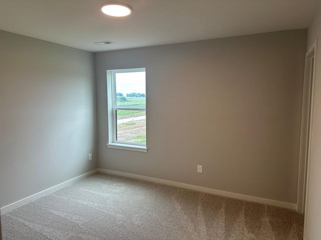 19448 Everfield Avenue, Farmington, MN 55024