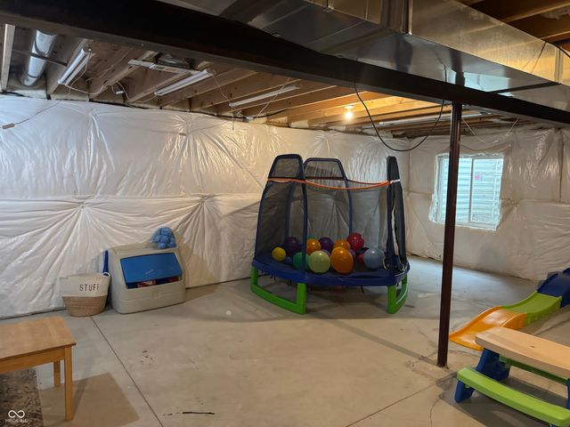 237 Briar Creek Lane, Whiteland, IN 46184