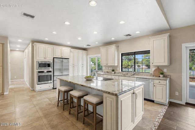 5220 E CORTEZ Drive, Scottsdale, AZ 85254