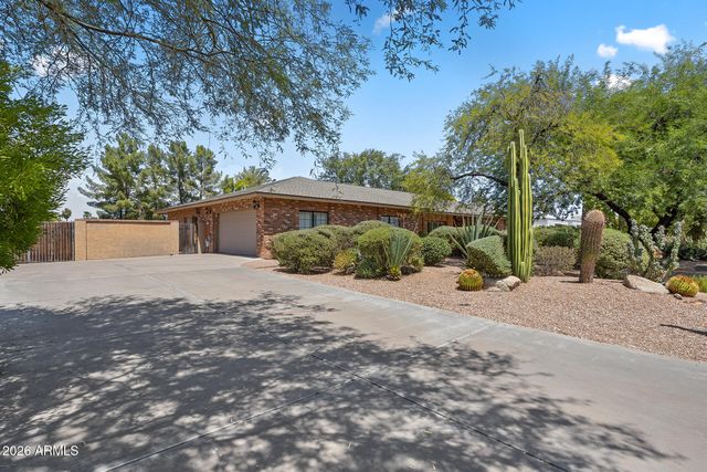 5220 E CORTEZ Drive, Scottsdale, AZ 85254