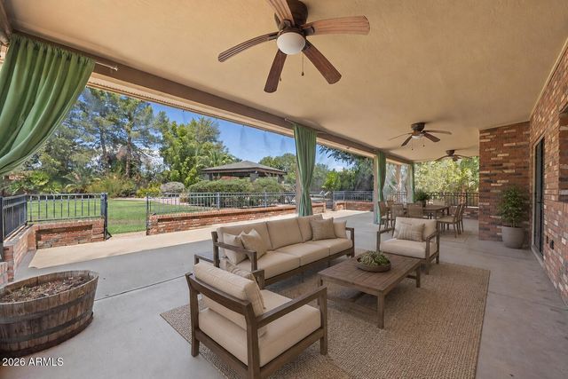 5220 E CORTEZ Drive, Scottsdale, AZ 85254
