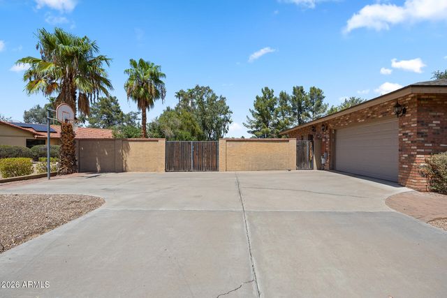 5220 E CORTEZ Drive, Scottsdale, AZ 85254