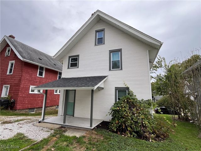 1639 Union Street, Cuyahoga Falls, OH 44221