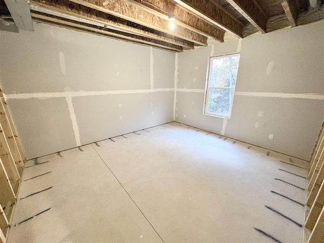 5926 Valley Point Drive, Caledonia, MI 49316