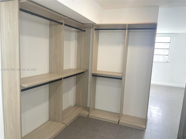 2861 Leonard Dr F505, Aventura, FL 33160