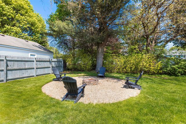 821 SAINT CLAIR Avenue, Erie, PA 16505