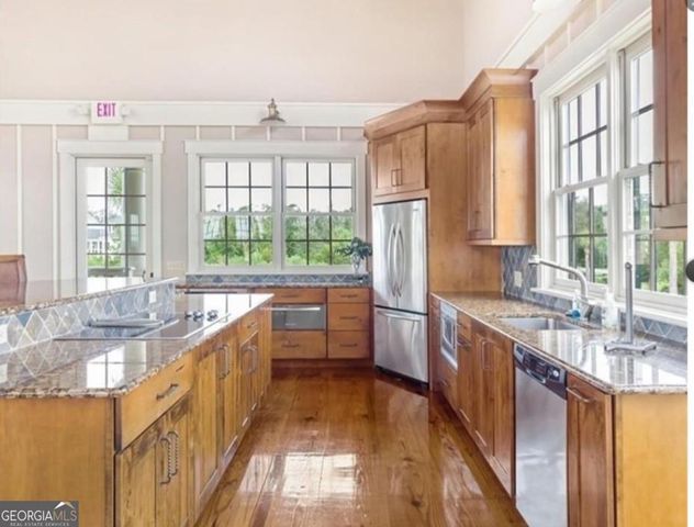 32 Pearl Court, Waverly, GA 31565