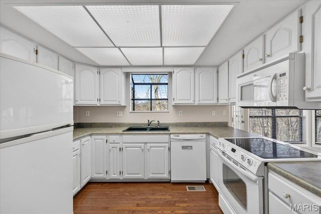 2148 Stone Gate Drive, Dupo, IL 62239