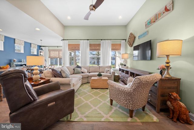 30199 SEASHORE PARK DR, Millville, DE 19967