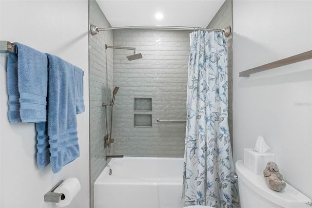 9211 LAKE DRIVE, Englewood, FL 34224